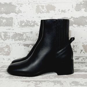 NEW Dolce Vita Linny H2O Black Leather Block Heel Ankle Bootie C12